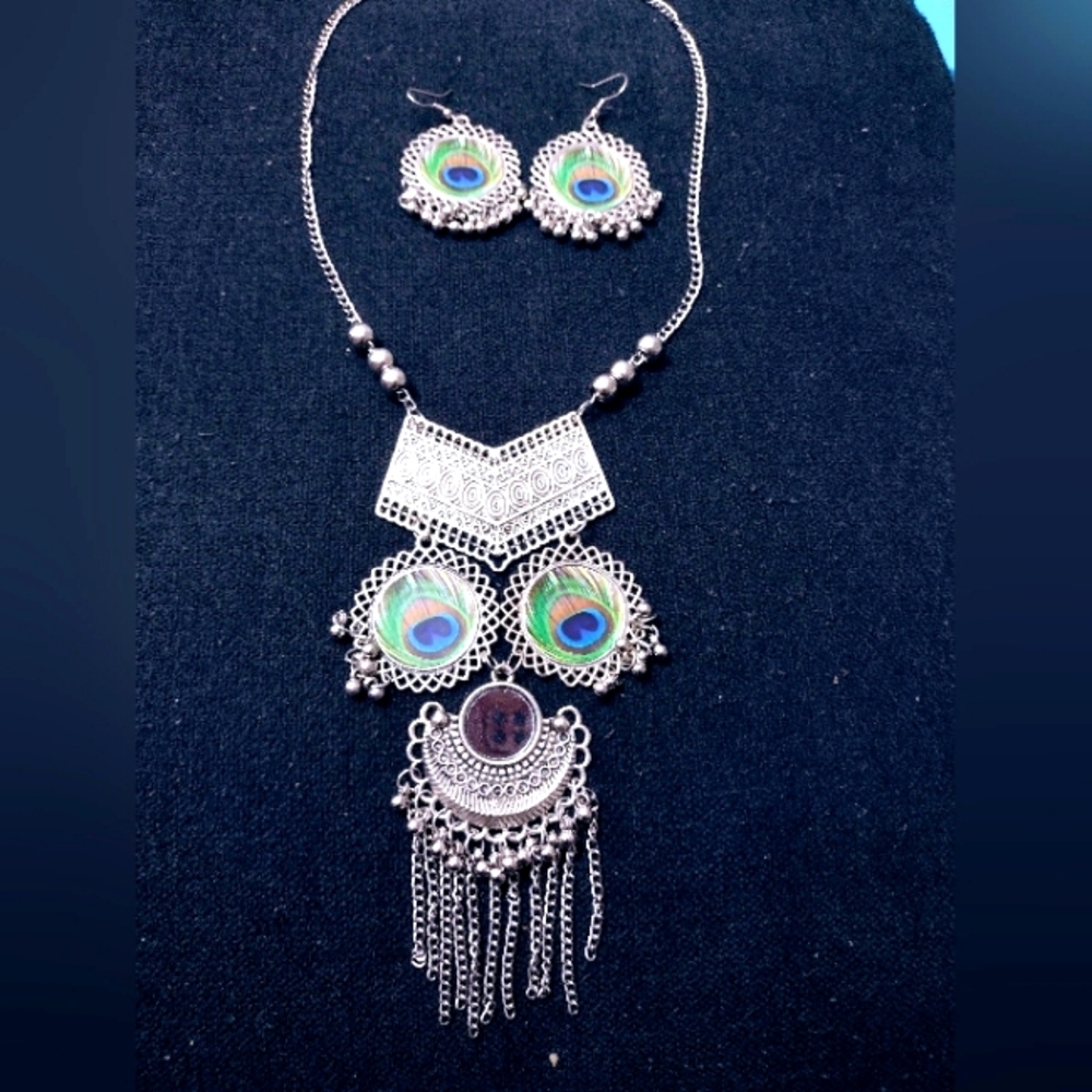 Necklace set